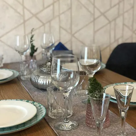 Luxury Studenets بامبوروفو