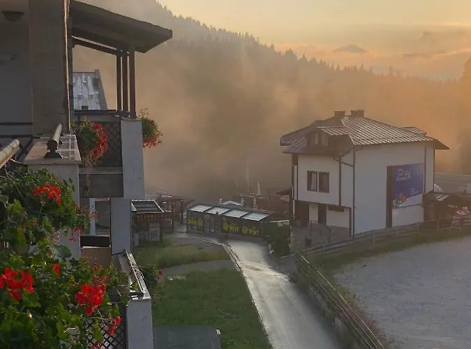 Luxury Studenets アパート